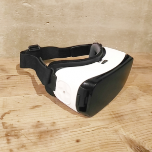 VRヘッドセットの画像2：目からウロコの耳寄り情報局